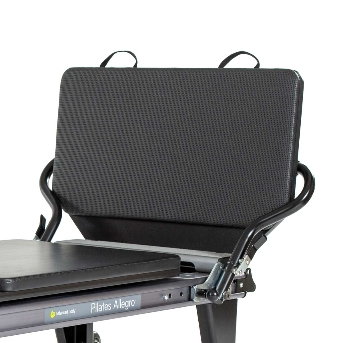 <strong>Jumpboard</strong><br>
<br>
<p><strong>L'accessorio indispensabile e sfidante per il tuo Reformer.</strong></p>
<p>
Espandi il tuo repertorio e allena il core e la parte inferiore del corpo combinando il cardio con la resistenza delle molle sul tuo Reformer.
</p>