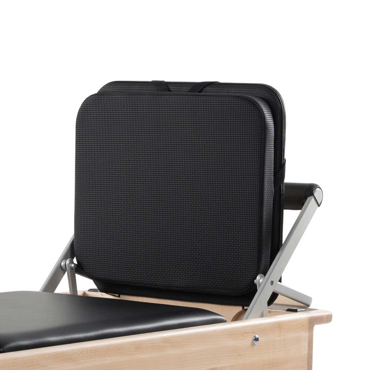<strong>Cardio Cloud</strong><br>
<br>
<p><strong>Una superficie più morbida per la tua Jumpboard.</strong></p>
<p>
Ideale per chi ha problemi alle caviglie, alle ginocchia o all'anca. Favorisce le articolazioni del piede più sensibile, mentre l'imbottitura in schiuma assicura una migliore biomeccanica del salto.
</p>
