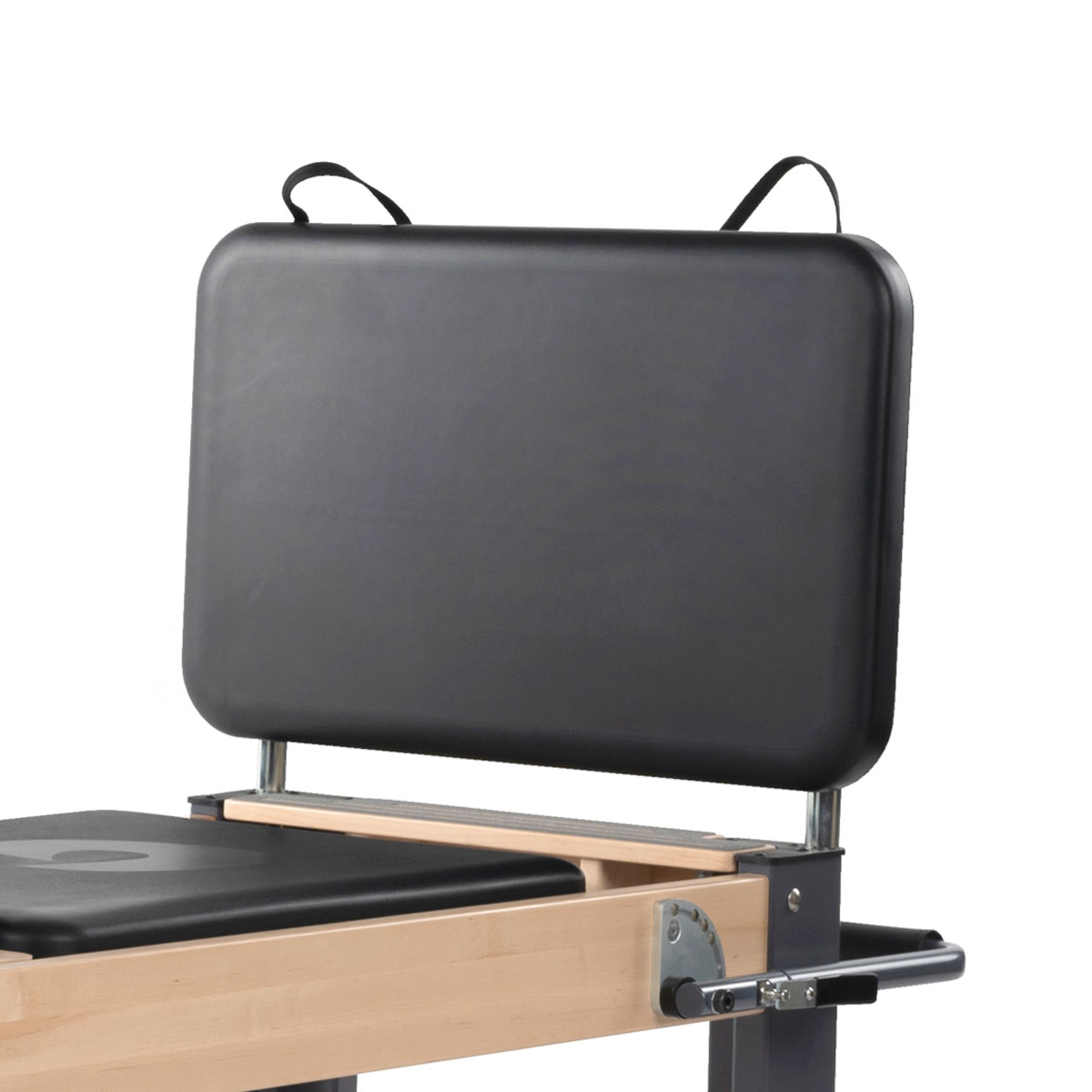 <strong>Jumpboard</strong><br>
<br>
<p><strong>L'accessorio indispensabile e sfidante per il tuo Reformer.</strong></p>
<p>
Espandi il tuo repertorio e allena il core e la parte inferiore del corpo combinando il cardio con la resistenza delle molle sul tuo Reformer.
</p>