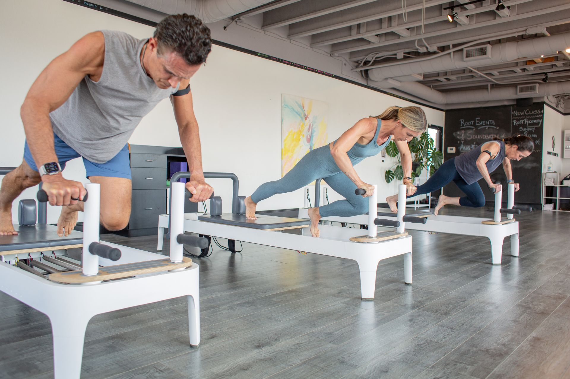 Esercizi di gruppo Pilates