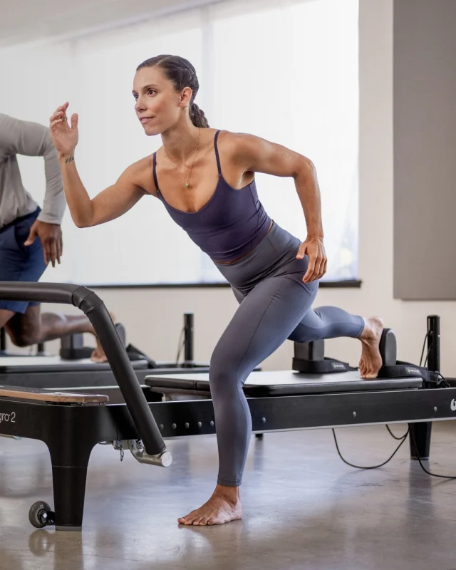 Da una visione progettuale, Allegro 2 Reformer ha introdotto un nuovo linguaggio nel Pilates, più essenziale, più contemporaneo, immediatamente riconoscibile.

Oggi, l’iconico Reformer si veste di una nuova identità: un’esclusiva finitura total black per celebrare 50 anni di storia Balanced Body.

Tutti i dettagli al link nel profilo ⬆️

#AnniversaryAllegro2 #Allegro2Reformer #TheOneAndOnlyA2 #LimitedEdition #PilatesForReal
